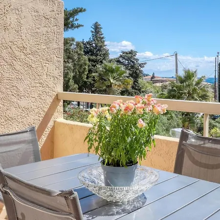 Vakantiehuis T3 Duplex 18m2 Terrace With Sea View Close To The *
