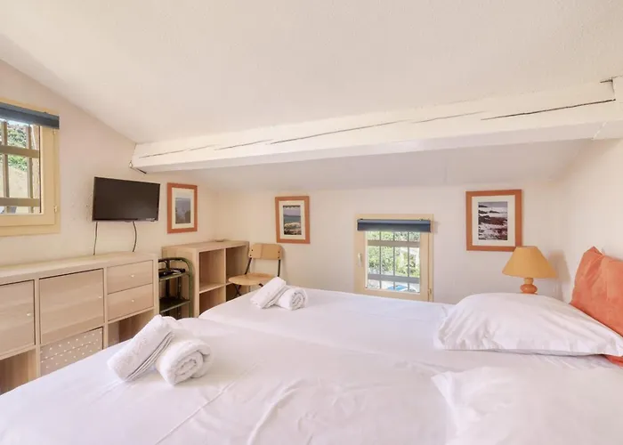 T3 Duplex 18m2 Terrace With Sea View Close To The Semesterbostad Le Lavandou