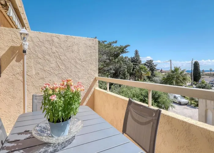 Semesterbostad T3 Duplex 18m2 Terrace With Sea View Close To The *